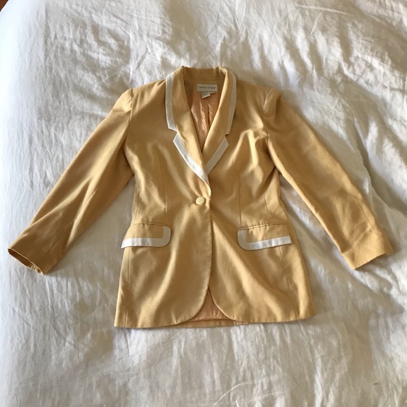 Vintage butter yellow blazer - Picture 1 of 7